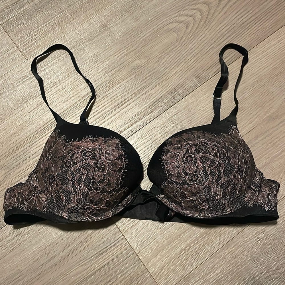 Push-Up Bra